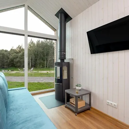 Eco House With A Hot Tub Ferienhaus *