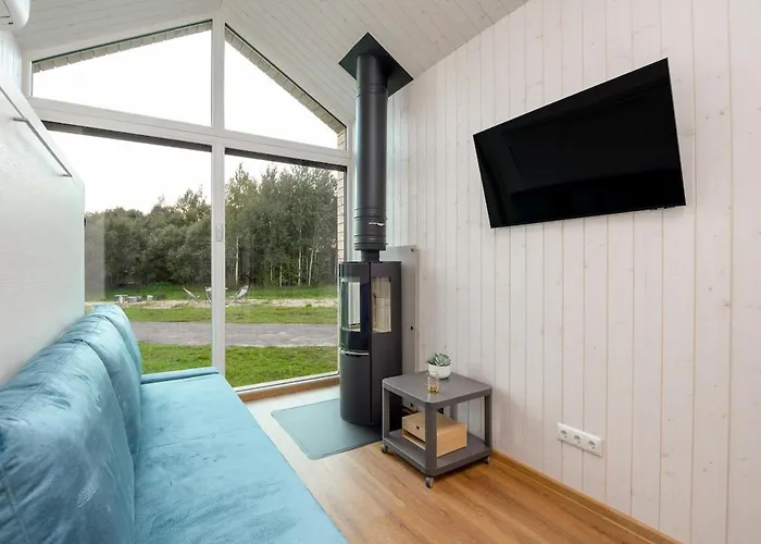 Eco House With A Hot Tub Ferienhaus *